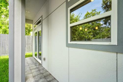 Brand New! 3 Br Twin House - Med Center