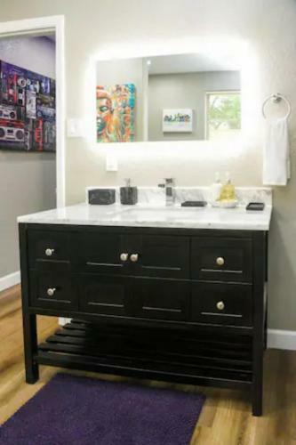 3 Bedroom 2.5 Bathroom Gated House