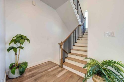 Villa Luxury 3-bed Galleria Area Townhouse