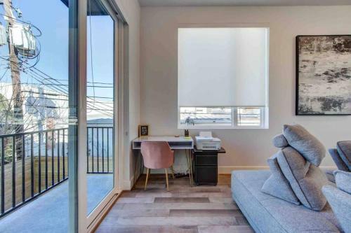Villa Luxury 3-bed Galleria Area Townhouse
