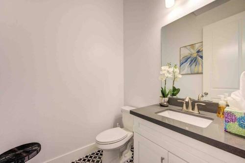 Villa Luxury 3-bed Galleria Area Townhouse