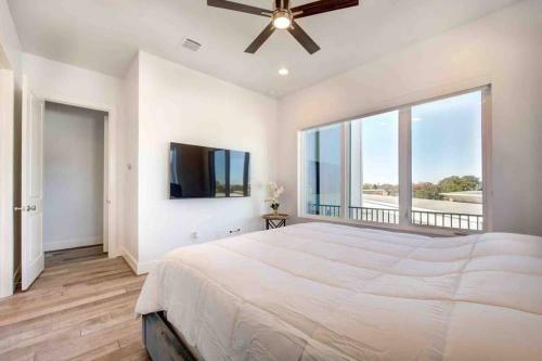 Villa Luxury 3-bed Galleria Area Townhouse
