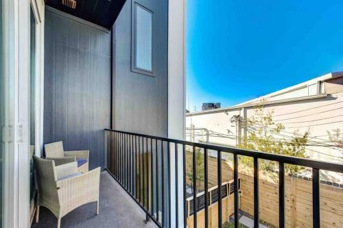 Villa Luxury 3-bed Galleria Area Townhouse