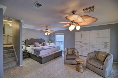 Waterfront San Jacinto River Home, Boat Slip