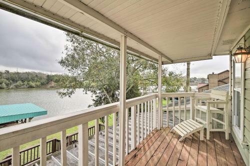 Waterfront San Jacinto River Home, Boat Slip