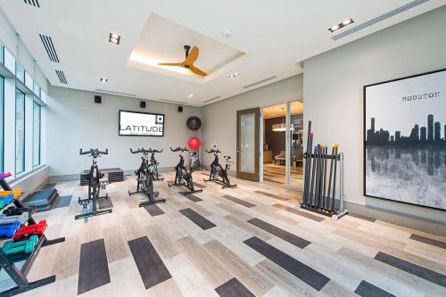 Chic 2 Bedroom Apartment In Houston By Stay Gia