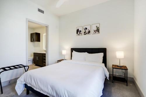 Chic 2 Bedroom Apartment In Houston By Stay Gia