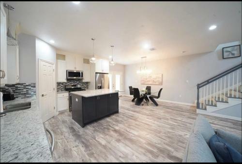 Apartamento Modern Luxurious Townhouse Downtown