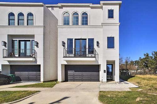 Luxe And Upscale Retreat Less Than 2 Mi To Dtwn Houston