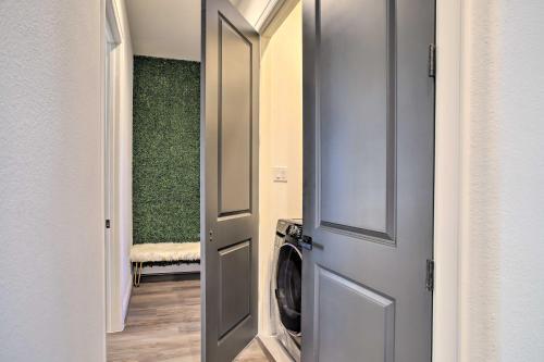 Luxe And Upscale Retreat Less Than 2 Mi To Dtwn Houston