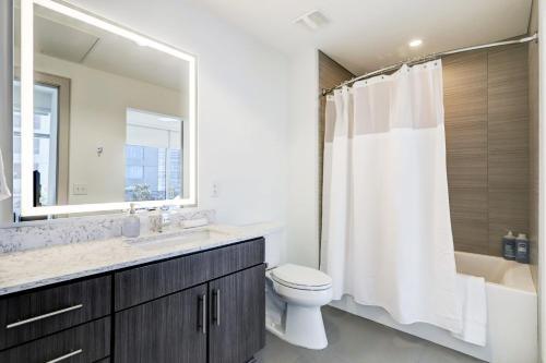Chic 1 Bedroom Apartment In Houston By Staygia