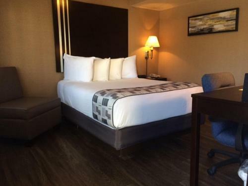 Motel Cocca's Inn & Suites Wolf Road