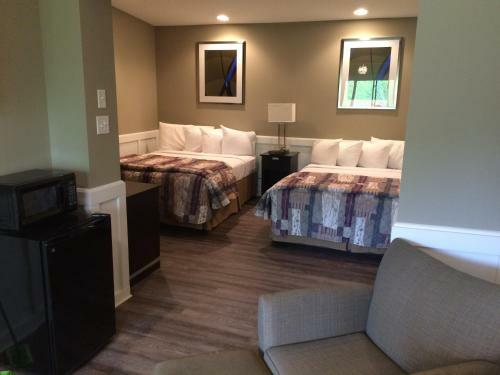 Motel Cocca's Inn & Suites Wolf Road