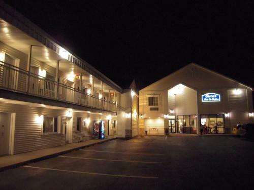 Motel Cocca's Inn & Suites Wolf Road