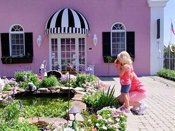 Hotel Periwinkle Inn