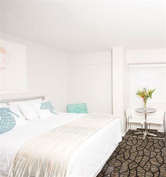Hotel Periwinkle Inn