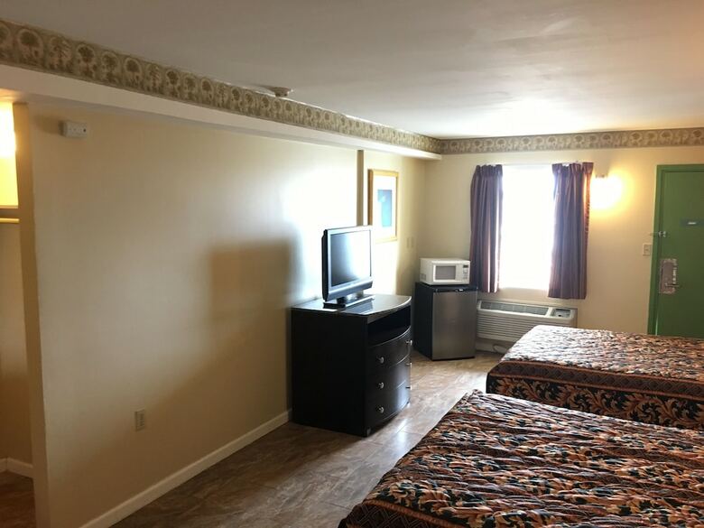 Motel Sea Palace Inn