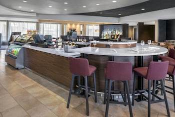 Hotel Courtyard Newark Liberty International Airport