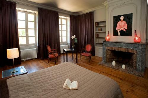 Hostal Domaine De Carri�re