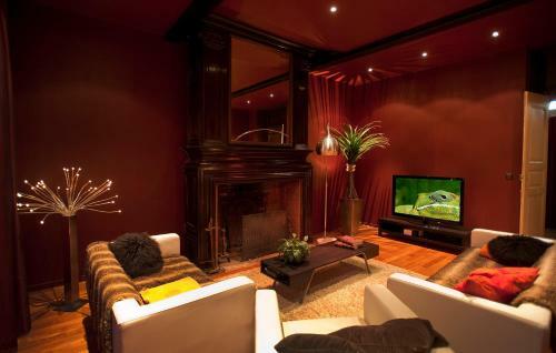 Hostal Domaine De Carri�re