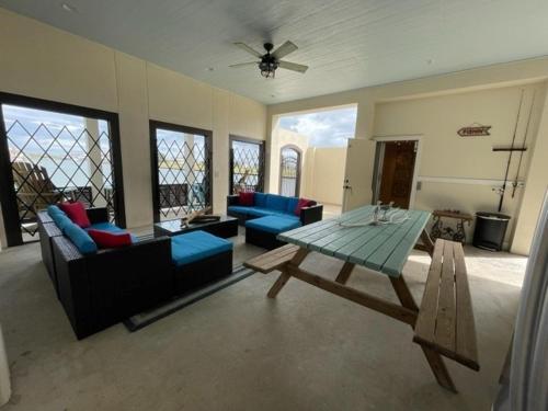 Casa Laguna Home