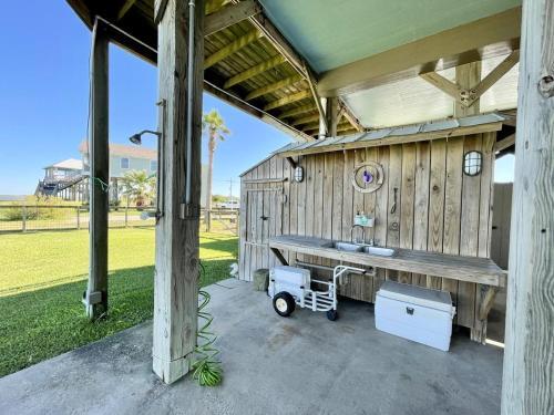 Beach House On The Bay Home