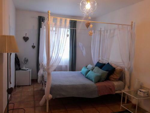 H�bergements Sur La C�te Bleue Bord de Mer