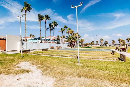 Long Island Village Unit 342 Sanddollar