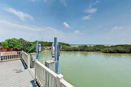 Long Island Village 618 Sand Dollar Dr