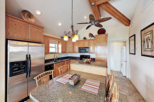 Long Island Village 618 Sand Dollar Dr