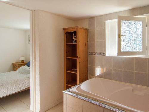 Beautiful Villa With Private Pool In Masclat