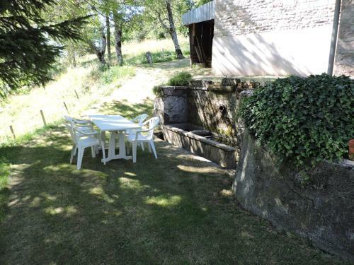 Apartamento Gite Au Pied Du Mont Loz�re