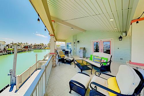 Long Island Village 233 Conch Dr
