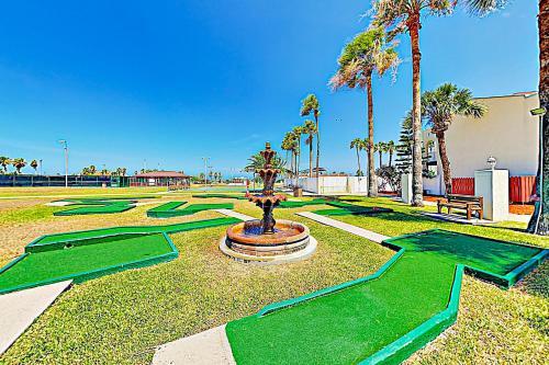 Long Island Village 233 Conch Dr
