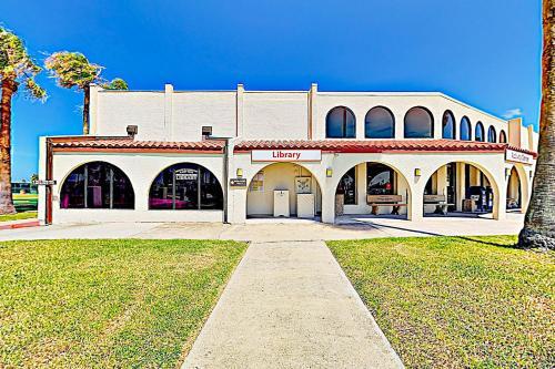 Long Island Village 233 Conch Dr