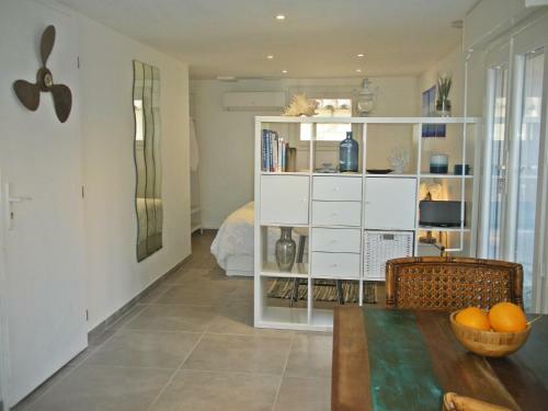 Apartamento Studio Du Lac - Waterfront Accommodation For 2 With Private Jacuzzi
