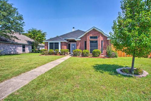 Family-friendly Rowlett Home 23 Mi To Dallas