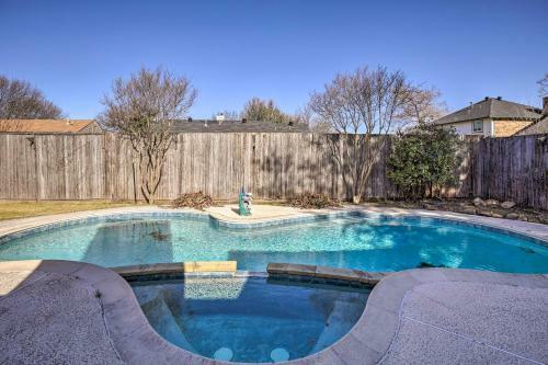 Rowlett Abode With Private Pool Less Than 5 Mi To Town!