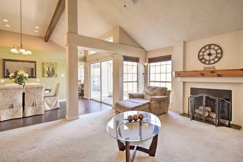 Rowlett Abode With Private Pool Less Than 5 Mi To Town!