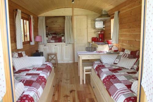 Lodge Roulotte De Dilou Noisette