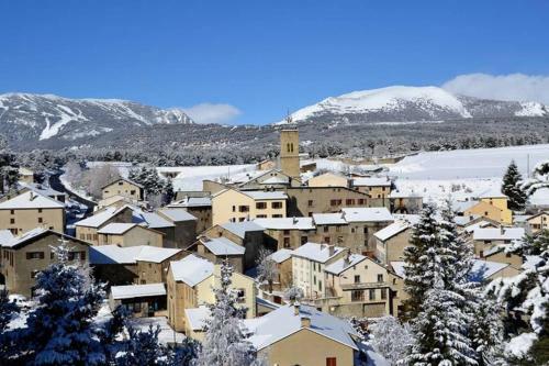 Maison de Village Spacieuse A 10 Mn Des Pistes
