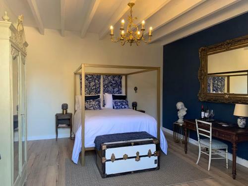 Beautiful 2-bed Manor House Gite In Mauprevoir