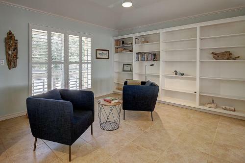 Bimini House