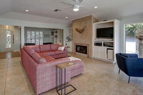 Bimini House