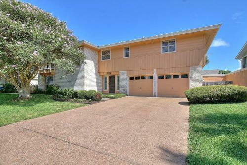 Bimini House