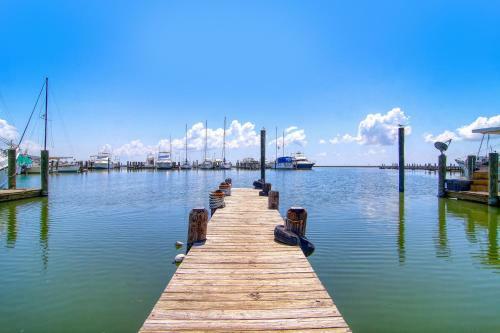 Downtown Beach Haven