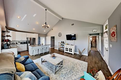Packsaddle Beach House