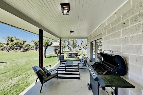 Packsaddle Beach House