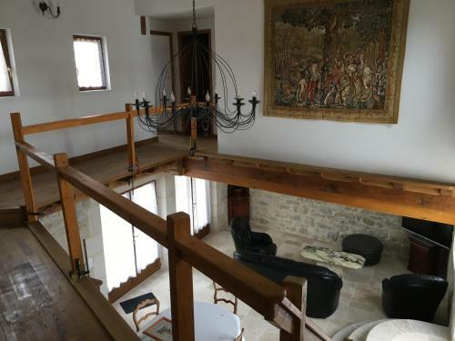 Maison De L Artiste Peintre Bernard