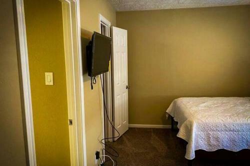 Pool House, Outdoor Kitchen, 25 Mins From Downtown - Penton
